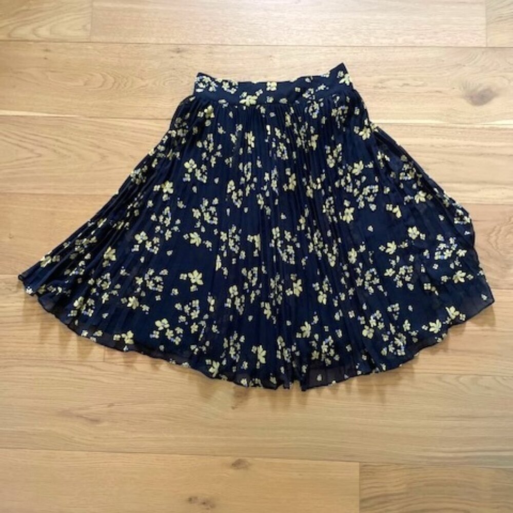 Free People Black Pleated Floral Skirt Size 6